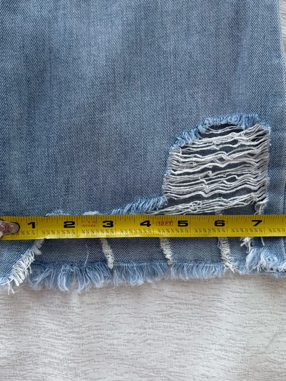 Rewash High‎ Rise Distressed Jeans Size 7 28 Cropped Raw Hem Light Wash Denim